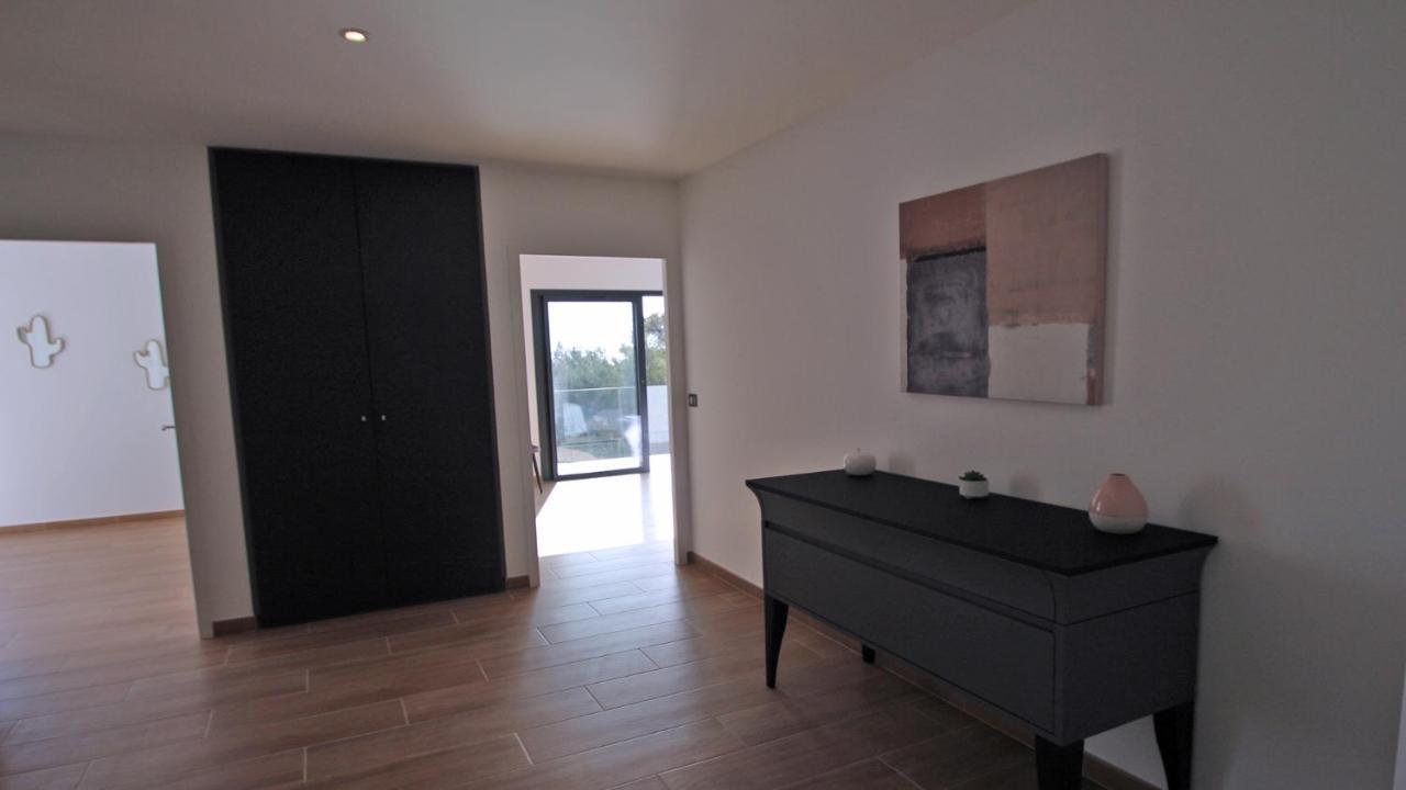 Villa Chantoiseau เลอิสซ็องเบรอ ภายนอก รูปภาพ